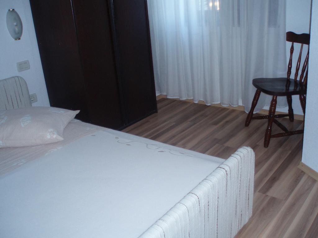 Apartments Hiper Матулі Номер фото